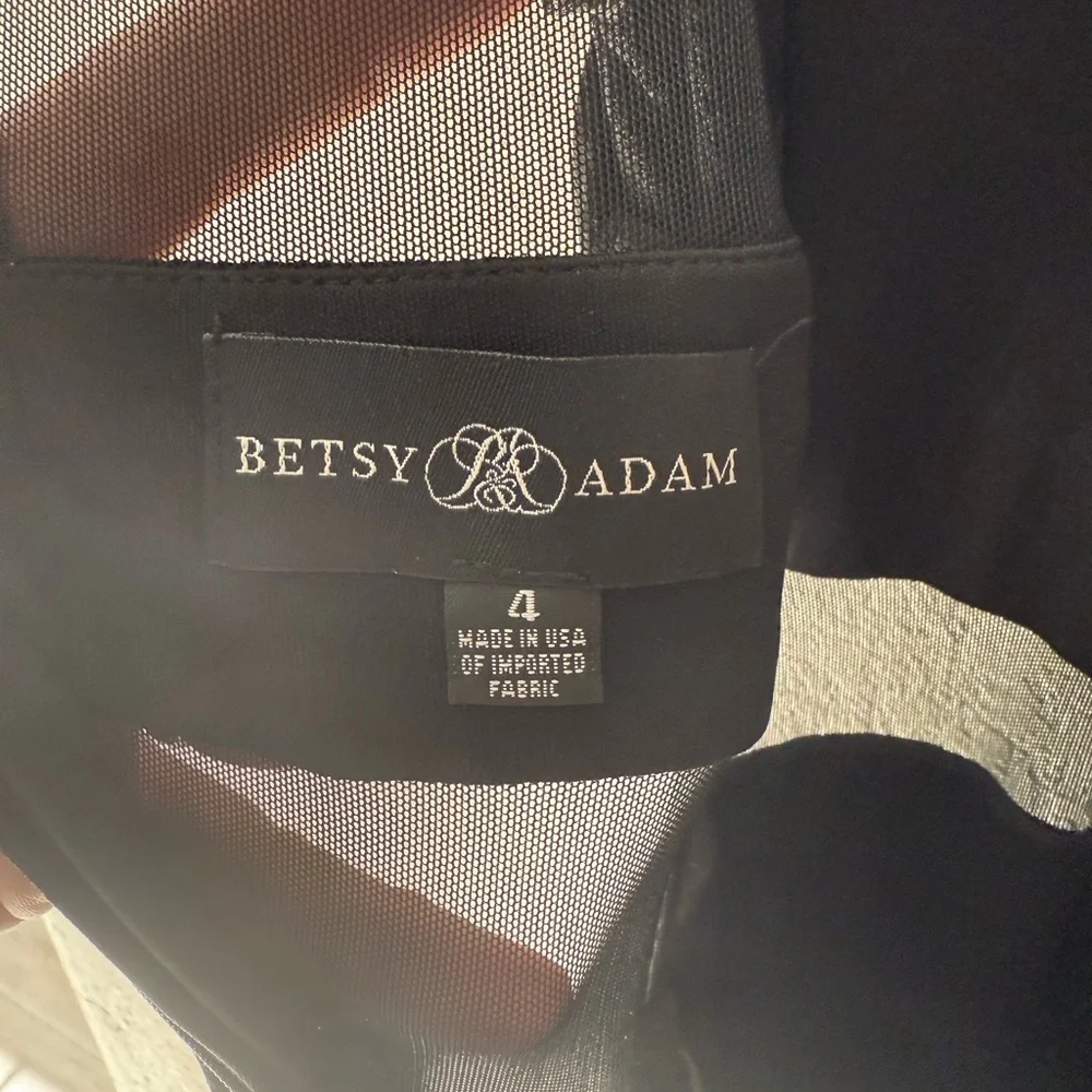 Betsy & Adam Black Sleeveless Mesh Panel Gown (Women’s 4, NWT) - Picture 5 of 6